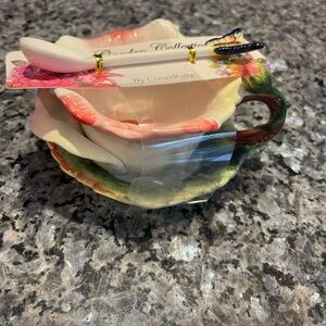 Garden Collection By Corner Ruby Teacup Flower Set NEW